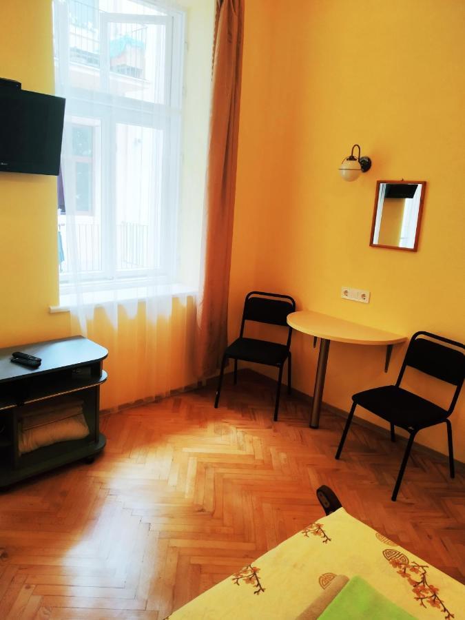 Lviv Appartment On Yaroslava Mudrogo 14 외부 사진